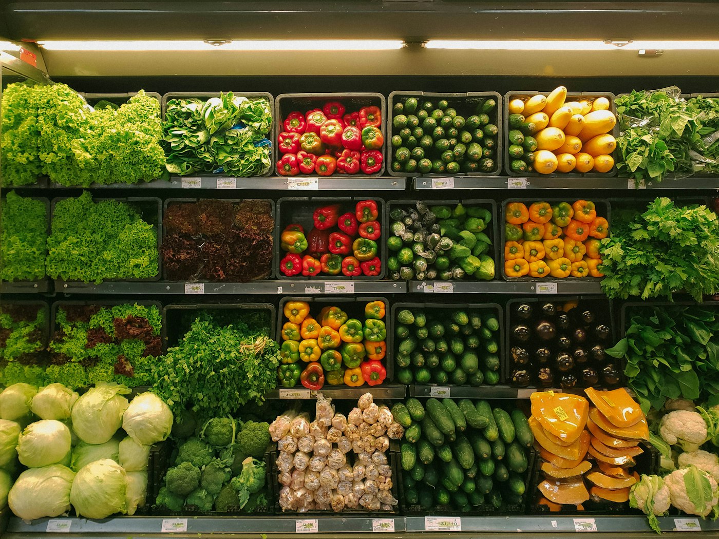 Fresh produce on retail shelves